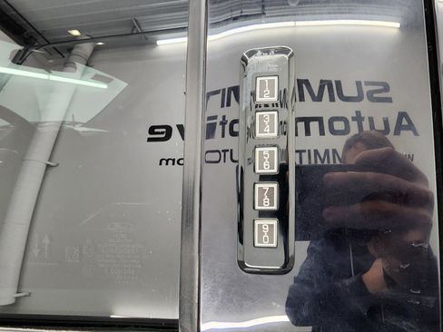 Used 2022 Ford F350 XLT w/ XLT Premium Package image 35