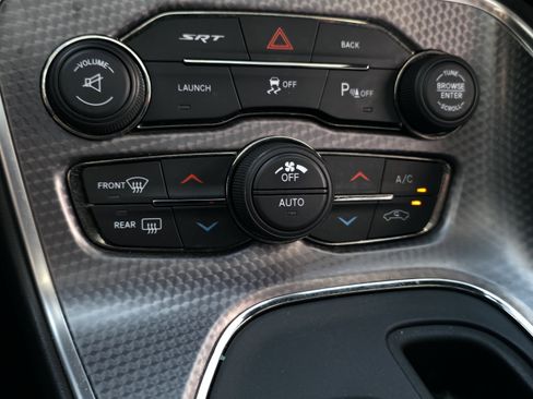 Used 2016 Dodge Challenger SRT Hellcat image 26