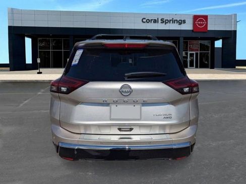 New 2026 Nissan Rogue Platinum w/ Platinum Premium Package AWD/4WD image 4