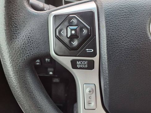 Used 2017 Toyota Tundra SR5 w/ SR5 Upgrade Package RWD image 12