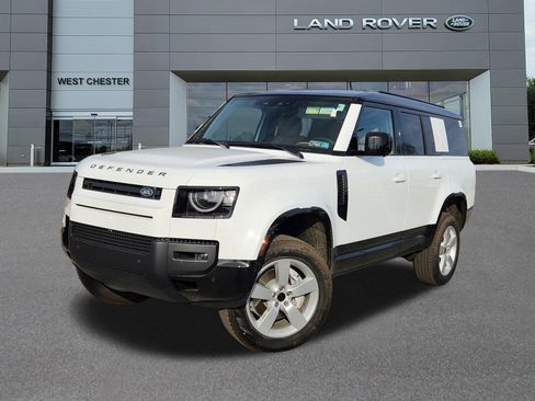 New 2026 Land Rover Defender 130 X-Dynamic SE image 1