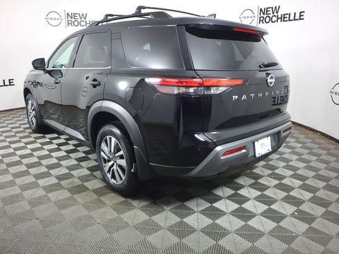 New 2026 Nissan Pathfinder SL AWD/4WD image 5