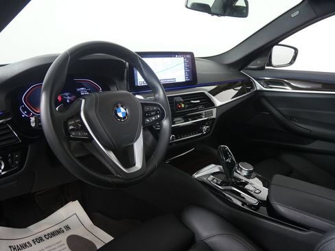 Used 2023 BMW 540i w/ Premium Package RWD image 12
