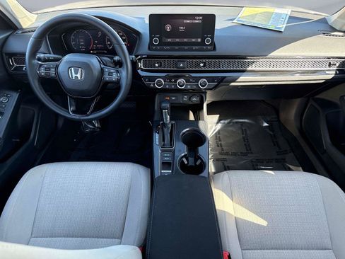 Used 2022 Honda Civic EX image 17
