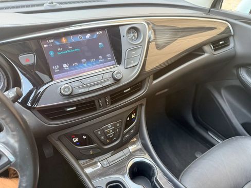 Used 2019 Buick Envision Essence FWD image 32