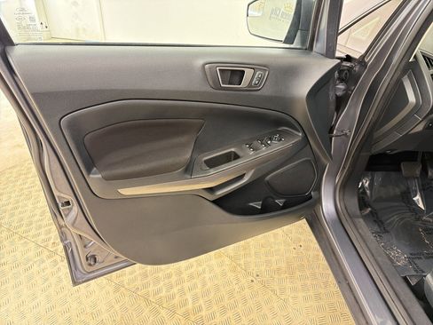 Used 2020 Ford EcoSport SE image 19