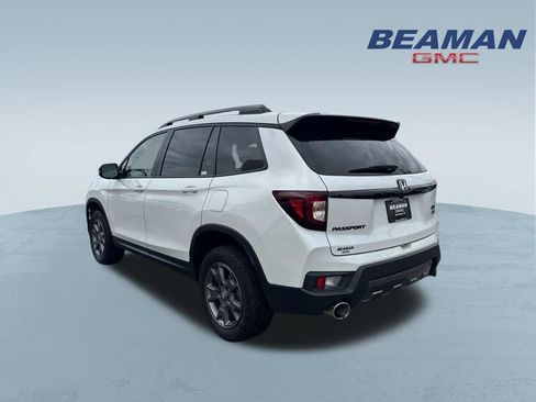 Used 2024 Honda Passport TrailSport image 5
