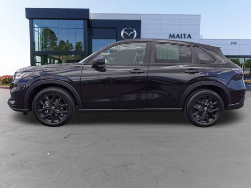 Used 2025 Honda HR-V Sport image 6