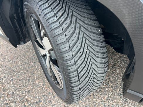 Used 2019 Subaru Forester Touring image 38