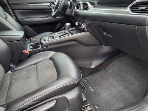 Used 2018 MAZDA CX-5 Touring w/ Preferred Equipment Package image 19