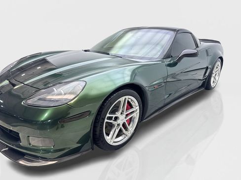 Used 2007 Chevrolet Corvette Z06 w/ Preferred Equipment Group RWD image 11