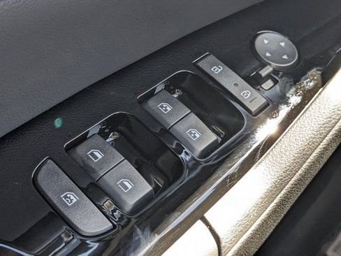 Used 2024 Kia Sportage SX image 27