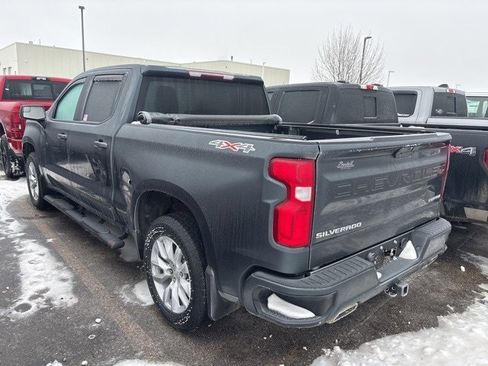 Used 2019 Chevrolet Silverado 1500 Custom w/ Custom Value Package image 3
