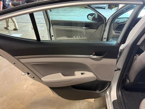 Used 2019 Hyundai Elantra Value Edition image 22