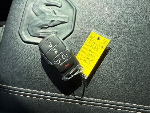 Used 2023 RAM 1500 Laramie image 18