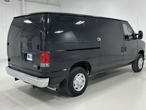 Used 2014 Ford E-150 and Econoline 150 w/ Power Group image 5