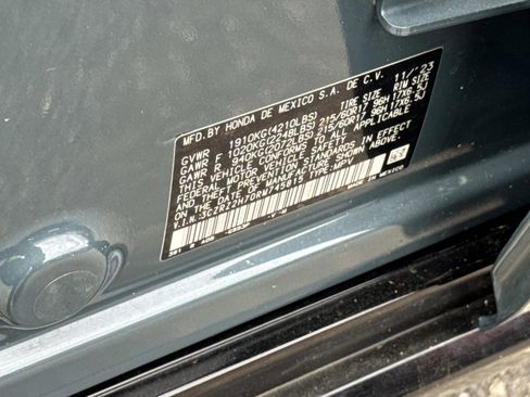 Used 2024 Honda HR-V EX-L image 31