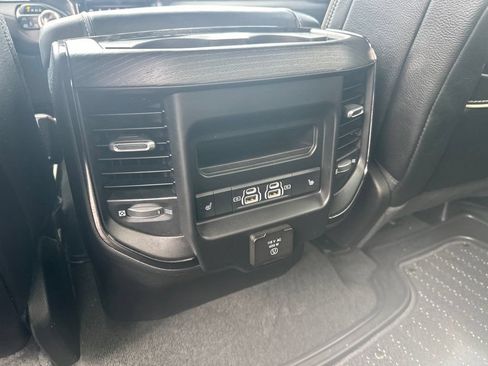 Used 2022 RAM 1500 Limited w/ Body-Colour Bumper Group AWD/4WD image 29