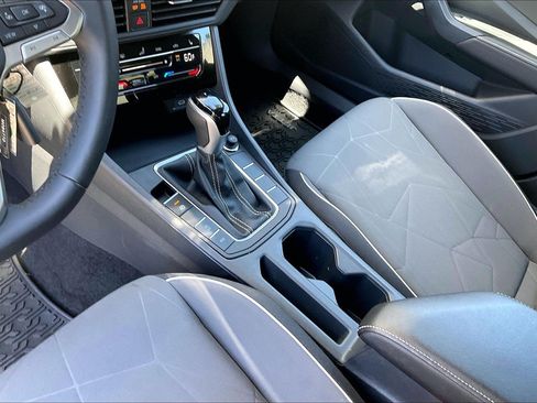 Used 2025 Volkswagen Jetta Sport FWD image 16