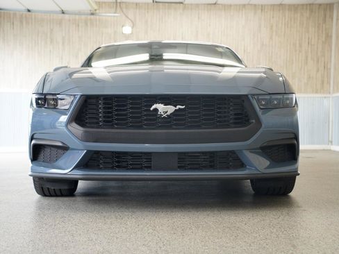 Used 2025 Ford Mustang Premium RWD image 2