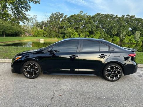 Used 2025 Toyota Corolla FX w/ Convenience Package FWD image 3