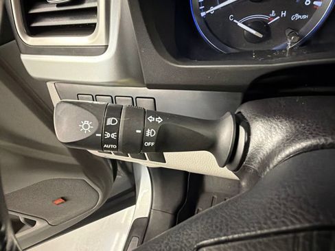 Used 2015 Toyota Highlander Limited AWD/4WD image 22