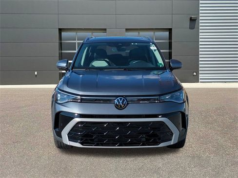 Used 2025 Volkswagen Taos SEL image 2