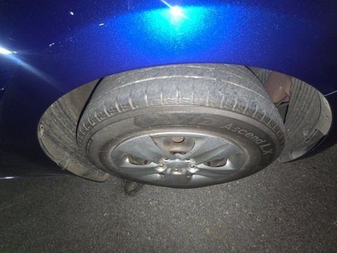 Used 2017 Kia Forte LX image 8