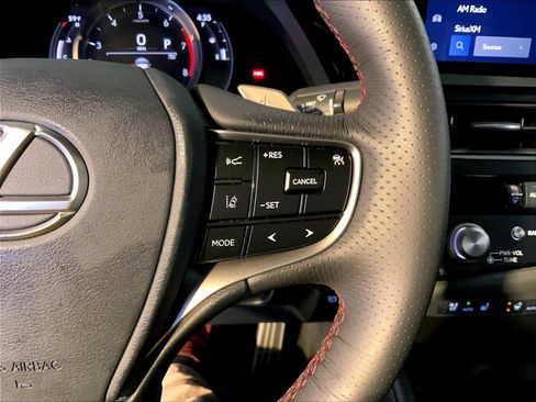 Used 2024 Lexus ES 350 F Sport w/ Technology Package FWD image 28