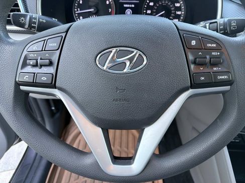 Used 2021 Hyundai Tucson Value FWD image 25