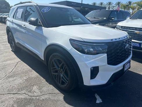 Certified 2025 Ford Explorer ST w/ Sun And Sound Package AWD/4WD image 3