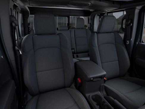 New 2025 Jeep Gladiator Sport image 16