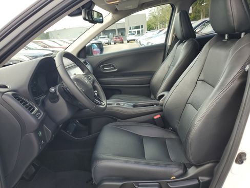 Used 2021 Honda HR-V EX-L image 10