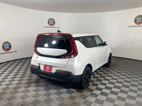 Used 2022 Kia Soul LX w/ Technology Package image 17