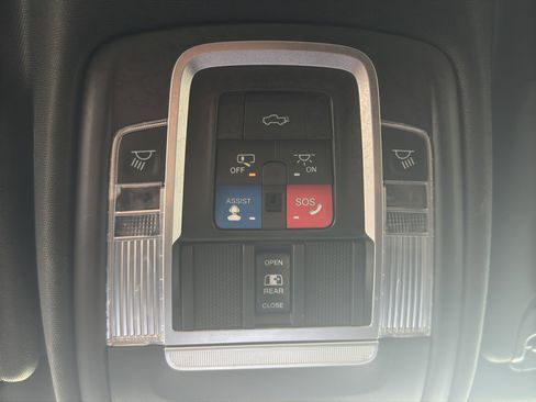 Used 2022 RAM 1500 Laramie image 24