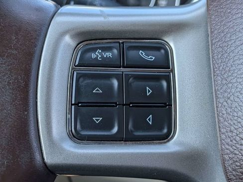 Used 2014 RAM 1500 Laramie AWD/4WD image 26