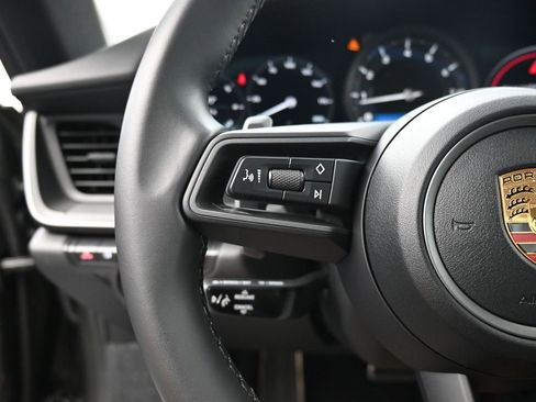 Used 2022 Porsche 911 Carrera S image 22