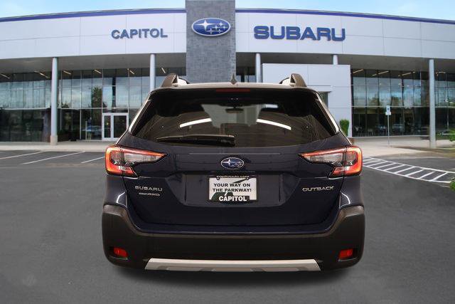 Certified 2025 Subaru Outback Limited AWD/4WD image 4
