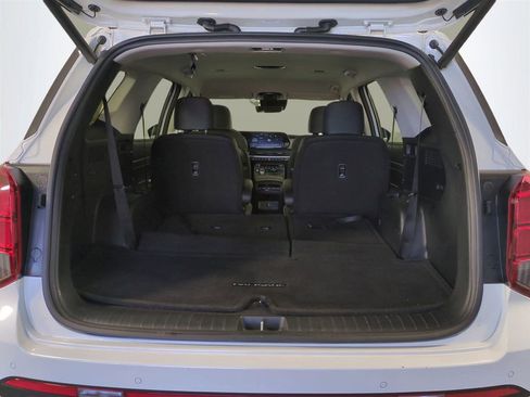 Certified 2025 Hyundai Palisade SEL image 14