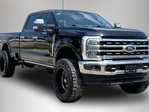 Used 2024 Ford F250 Lariat w/ Lariat Ultimate Package AWD/4WD image 1