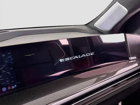 Used 2026 Cadillac Escalade V w/ LPO, ONYX Package image 20