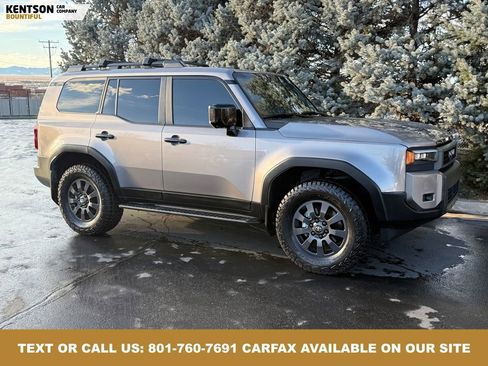 Used 2024 Toyota Land Cruiser image 11