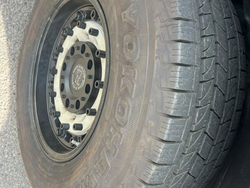 Used 2015 Toyota 4Runner SR5 image 19