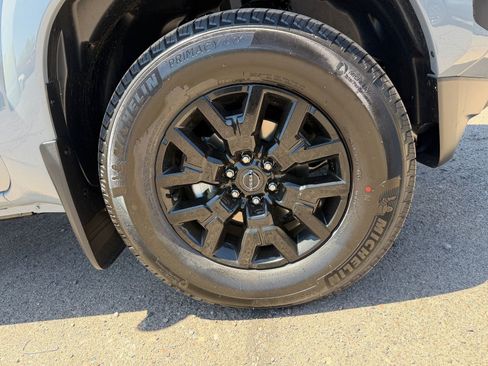 New 2026 Nissan Frontier SV image 10