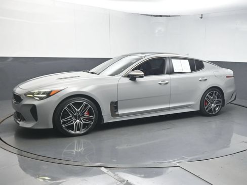 Used 2022 Kia Stinger GT1 AWD/4WD image 4