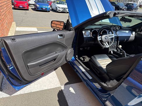 Used 2008 Ford Mustang GT RWD image 51