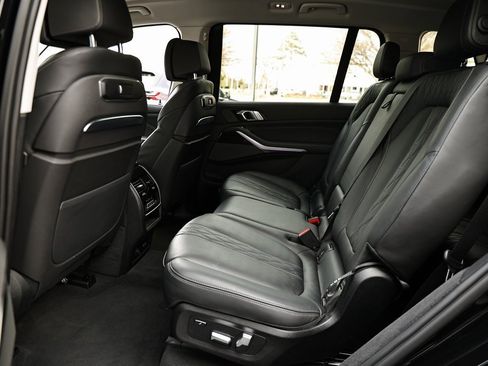 Used 2023 BMW X7 xDrive40i image 26
