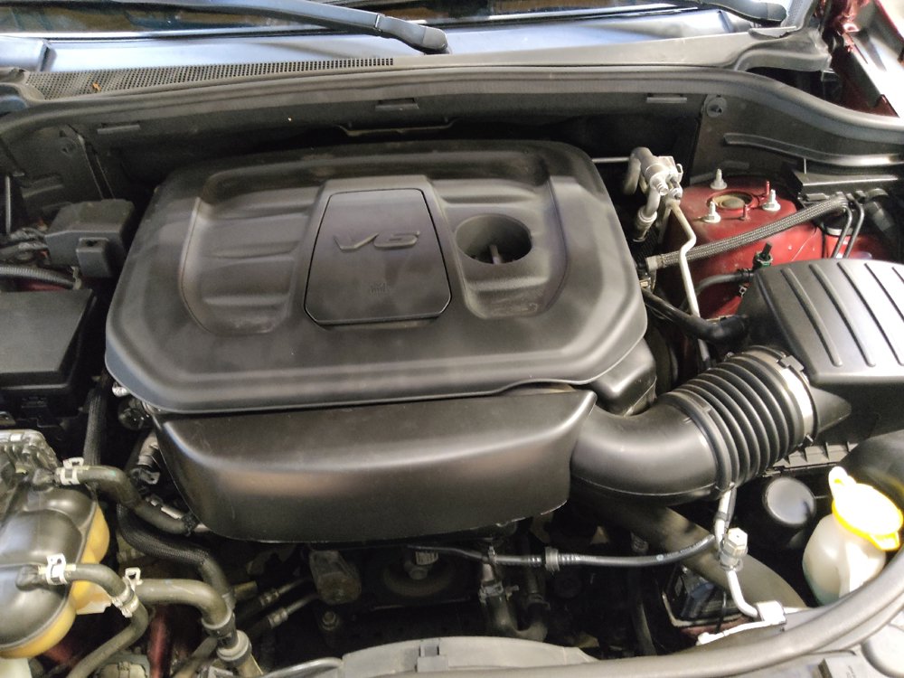 Used 2019 Jeep Grand Cherokee Laredo RWD image 30