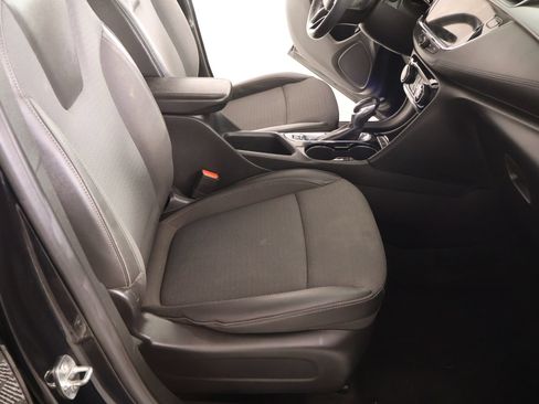 Used 2023 Buick Encore GX Select w/ Sport Touring Package FWD image 13