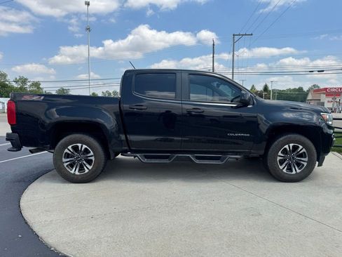 Used 2021 Chevrolet Colorado Z71 AWD/4WD image 9